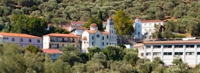 Άγιοι Ραφαήλ, Νικόλαος και Ειρήνη: Η Ιερά μονή στη Λέσβο
