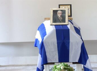 Το τελευταίο αντίο στον Ζάχο Χατζηφωτίου