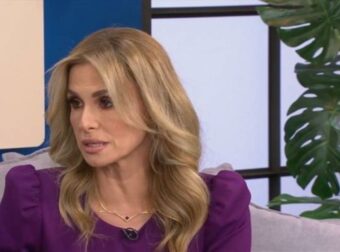 «Δεν καταλάβαμε τίποτα και δεν αισθάνθηκα τίποτα» – “Λύγισε” η Ζωή Κρονάκη για την απώλεια του Αλέξανδρου Νικολαΐδη