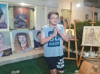 Ο ξεχωριστός Ζαχαρίας από τη Σητεία: Μαθητής με σύνδρομο Asperger ζωγραφίζει και εκθέτει τα έργα του