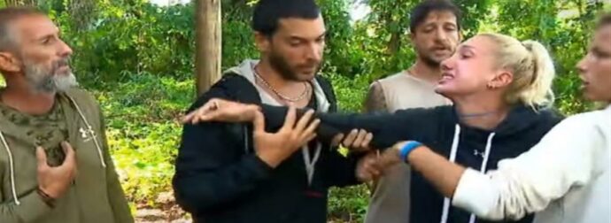 Survivor All Star trailer 7/2: «Άφησε με! Δεν είσαι άνθρωπος…» – Σκληρό επεισόδιο ανάμεσα σε Ρία Κολοβού και Τάκη Καραγκούνια