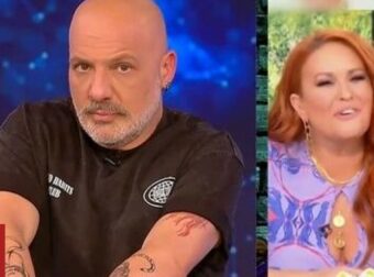 Νίκος Μουτσινάς: «Τσουχτρίτσα η Σίσσυ Χρηστίδου»