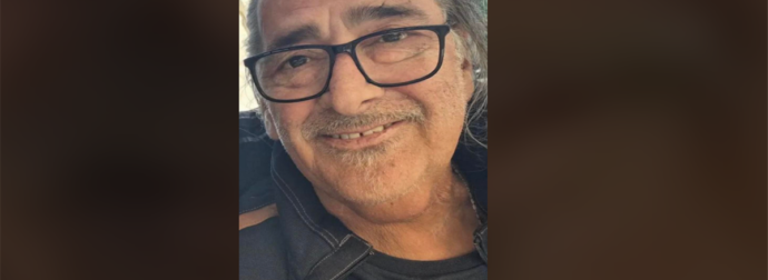 Τον αναγνωρίζετε; Κι όμως είναι ο … Βασίλης Κάρρας