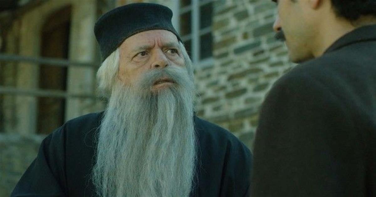 Εικόνες – Μετά τον “Άγιο Παίσιο” φόρεσε το ράσο και στο “Μαύρο Ρόδο”