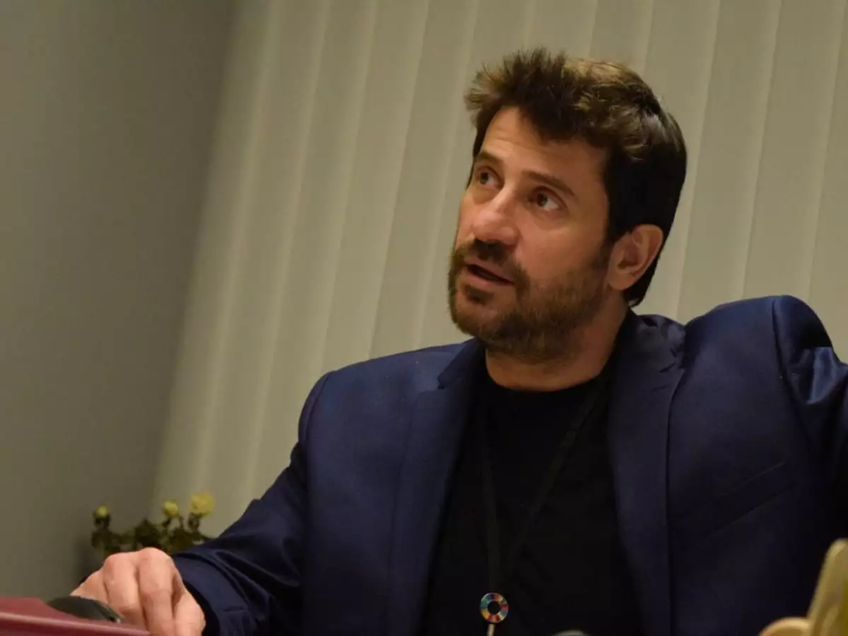 Αλέξης Γεωργούλης – Η πρώτη αντίδραση της πρώην συνεργάτιδάς του που αναφέρει κακοποιητική συμπεριφορά