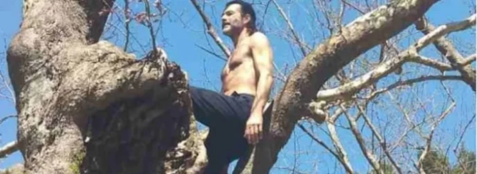 Ο Θανάσης Ευθυμιάδης σκαρφαλωμένος στα δέντρα – “Περνάω μία δύσκολη περίοδο”