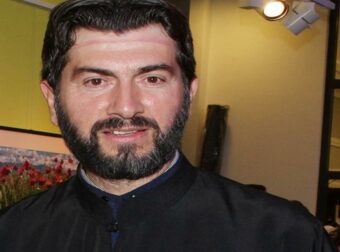 “Κιβωτός του Κόσμου” – Ο πατέρας Αντώνιος απαντά πρώτη φορά για τις καταγγελίες που έγιναν εις βάρος του