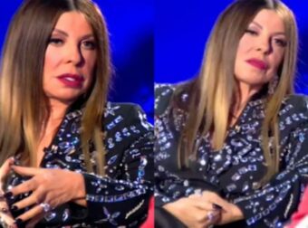 Άντζελα Δημητρίου: «Ο πατέρας μου χτύπαγε την μάνα μου!» – Σοκάρει η τραγουδίστρια με την οικογένεια της