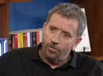 Σπύρος Παπαδόπουλος – «Αποσύρομαι από τον έρωτα γιατί έκανα πολλά χιλιόμετρα»