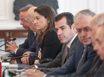 Νέα Κυβέρνηση: Τα μεγάλα ονόματα που έμειναν εκτός