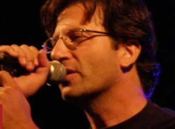 Θανάσης Παπακωνσταντίνου: «Πρέπει να σταματήσει η ιστορία με τα καπνογόνα στις συναυλίες»