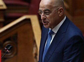 Δένδιας: Η ανάρτηση του υπουργού Εθνικής Άμυνας για τις φωτιές