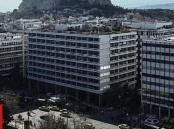 Τα ληξιπρόθεσμα χρέη στην εφορία έχουν φθάσει τα 104,8 δισ. ευρώ