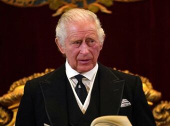 Βασιλιάς Κάρολος – Η λίστα με τις… προσωπικές ανέσεις που απαιτεί σε κάθε ταξίδι
