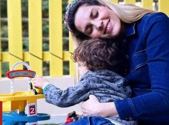 Μαντώ Γαστεράτου: Βρήκε τον γιο της μέσα στον κουβά