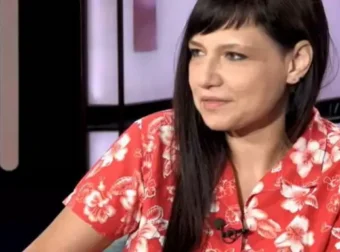 Αθηναϊδα Νέγκα – «Είναι ένα πένθος όπως το βιώνουν όλα τα παιδιά που χάνουν τους γονείς τους»