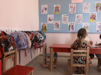 «Καλάθι των Σχολικών Ειδών»: Σε ισχύ από την ερχόμενη Τετάρτη – Τι θα περιλαμβάνει