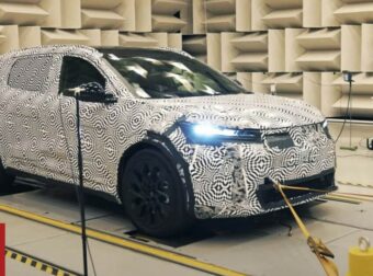 Renault: O Jean-Michel Jarre αναλαμβάνει τους ήχους των ηλεκτρικών