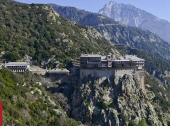 Θεσσαλονίκη: Κρατούμενος θα παραμείνει ο μοναχός που ξυλοκόπησε άλλον μοναχό στον Άγιον Όρος