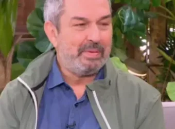 Χρήστος Χατζηπαναγιώτης – «Οι αμοιβές των ηθοποιών στην τηλεόραση έχουν πέσει, ιδίως με αυτά τα καθημερινά»