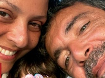 Βασιλική Ανδρίτσου: Η τρυφερή φώτο με τον σύζυγό της και την κόρη τους