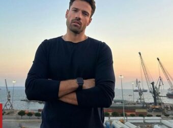 Αυτός είναι ο τραγουδιστής που «μοιάζει» με τον Κωνσταντίνο Αργυρό – «Μας έχουν μπερδέψει»