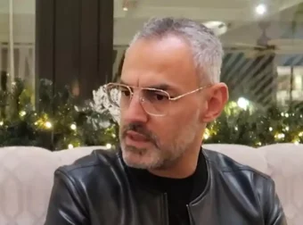 Νίκος Συρίγος – «Τα πρώτα Χριστούγεννα χωρίς τα παιδιά ήταν διαφορετικά και μοναχικά»