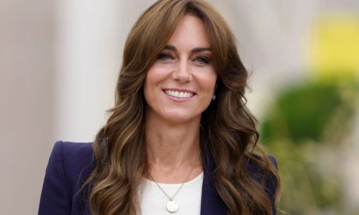 Επίθεση στη βασιλική οικογένεια – «Τo Παλάτι είπε ψέματα για την ασθένεια της Kate Middleton»